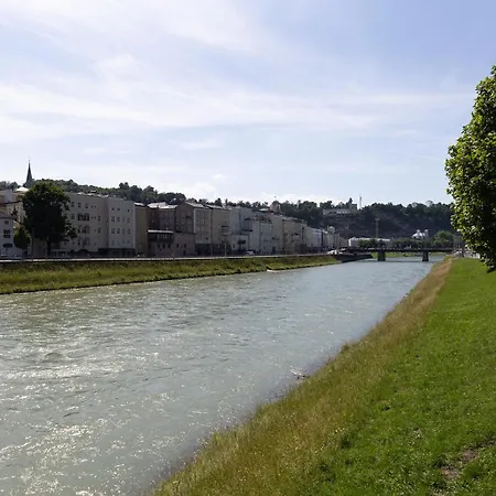 Mozartsteg Streetliving 3* Salzbourg